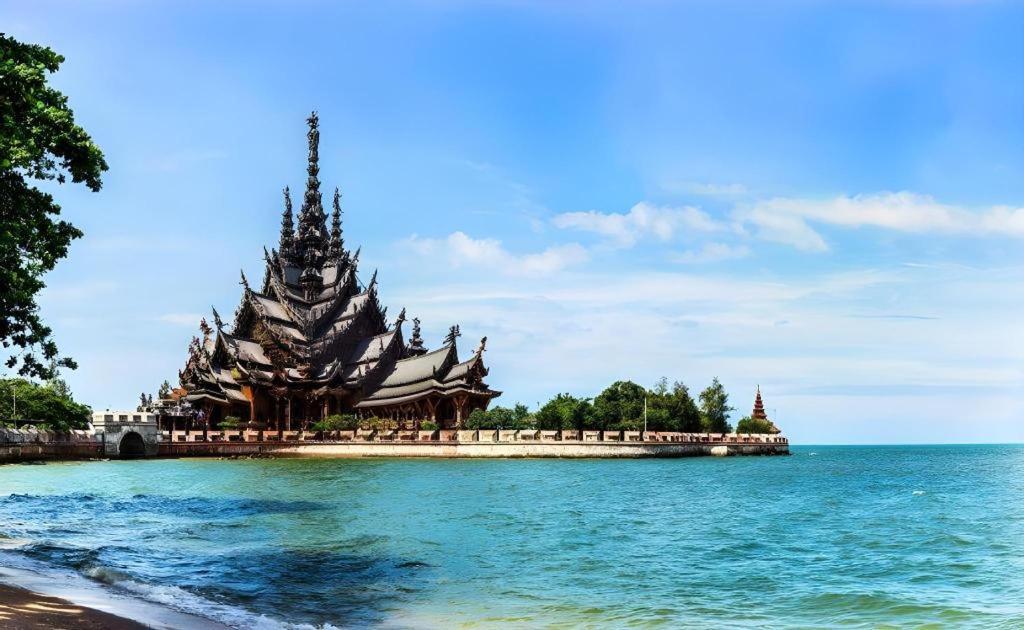 Prima House Pattaya. Hotel 4*